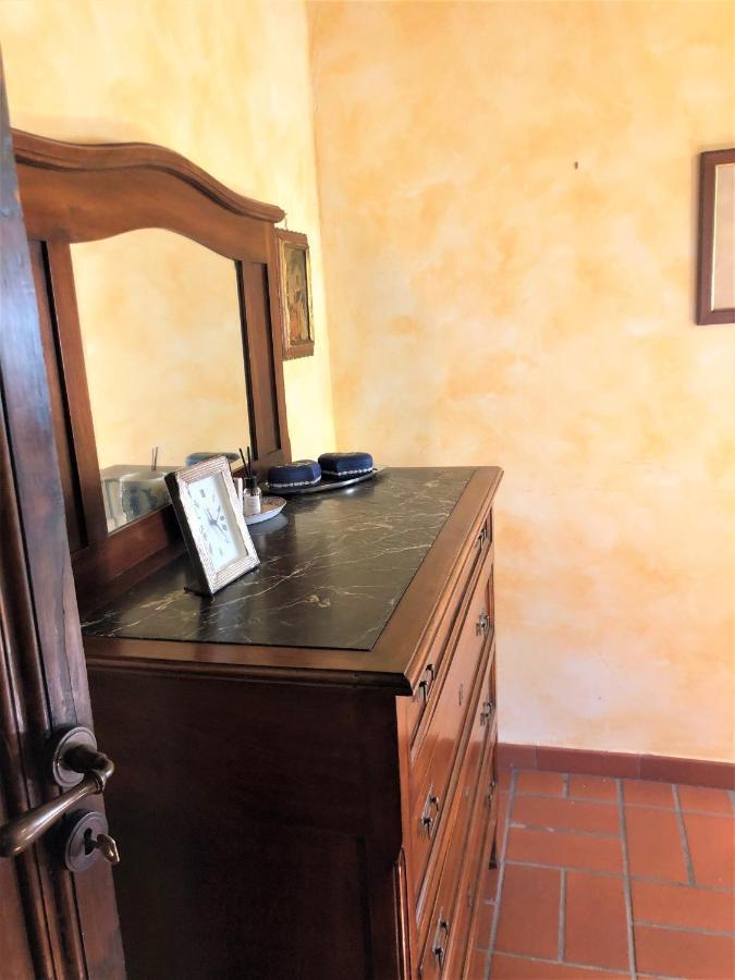 Villa Casale L'Antica Mola à Castel Madama Extérieur photo